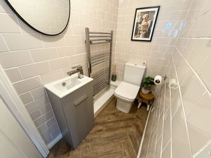 Photo 8- click for photo gallery